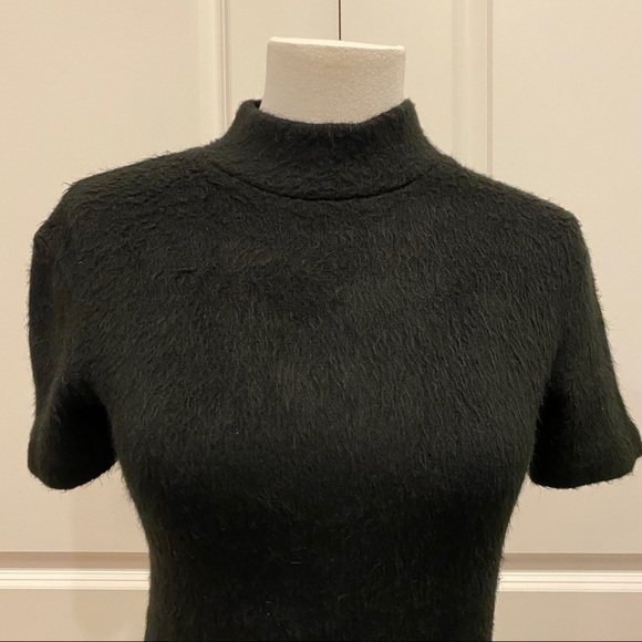 SOLD on Ⓜ️ - VERSACE Short Sleeved Soft & Furry Turtleneck - Picture 3 of 8